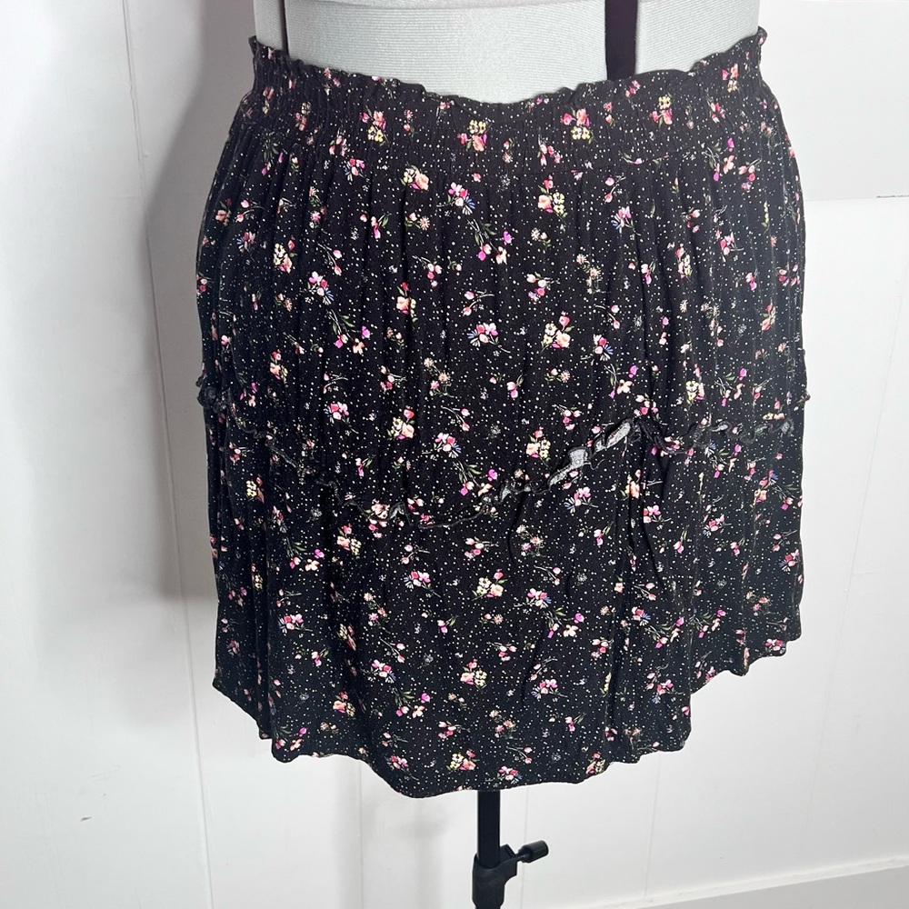 Forever 21 Black Floral Mini Skirt
